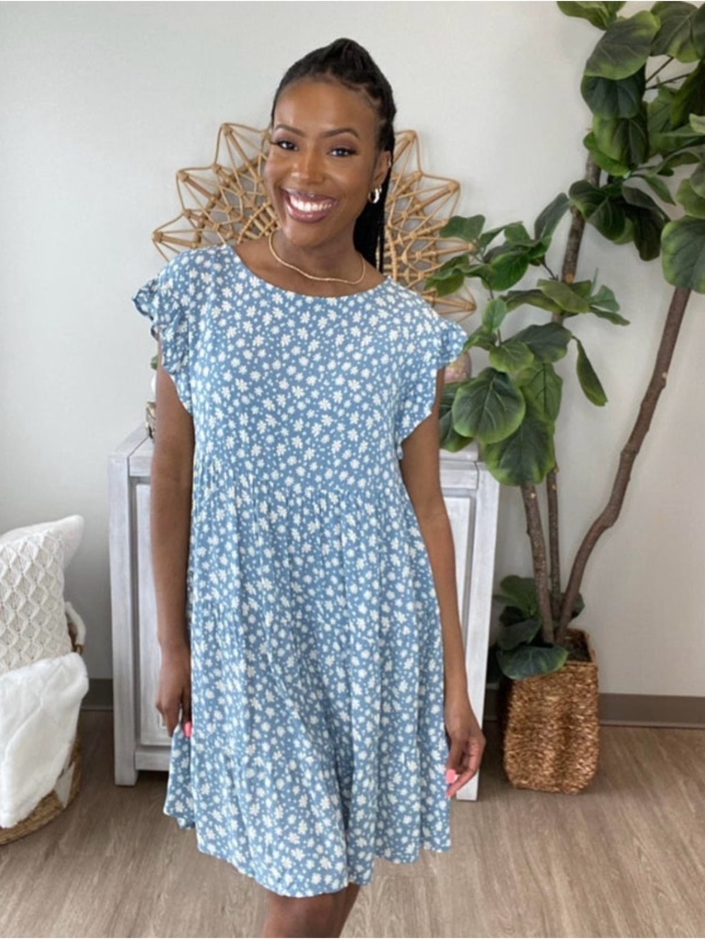 Blue Floral print dress with tiered hem -large